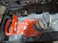 Kruiwagen met inhoud - afbeelding 2 van  11