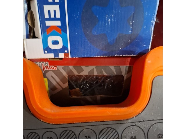 Kruiwagen met inhoud - afbeelding 10 van  11