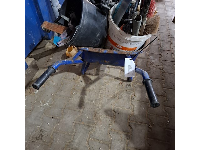 Kruiwagen met inhoud - afbeelding 10 van  10