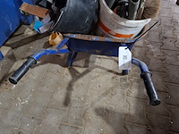 Kruiwagen met inhoud - afbeelding 10 van  10