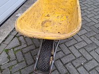 Kruiwagen met kunststof bak, fort - afbeelding 2 van  3