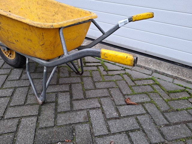 Kruiwagen met kunststof bak, fort - afbeelding 3 van  3