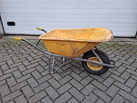 Kruiwagen met kunststof bak - afbeelding 1 van  3