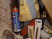 Kruiwagen op luchtband met inhoud - afbeelding 4 van  14