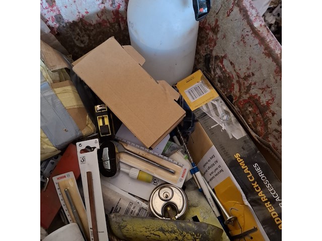 Kruiwagen op luchtband met inhoud - afbeelding 5 van  14