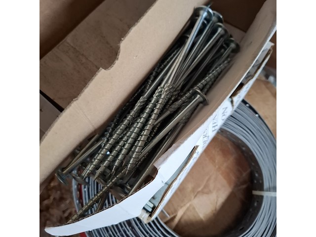 Kruiwagen op luchtband met inhoud - afbeelding 4 van  16