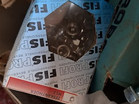 Kruiwagen op luchtband met inhoud - afbeelding 13 van  16