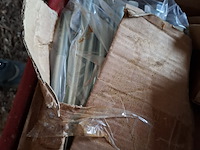 Kruiwagen op luchtband met inhoud - afbeelding 15 van  16