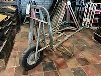 Kruiwagen - afbeelding 1 van  4
