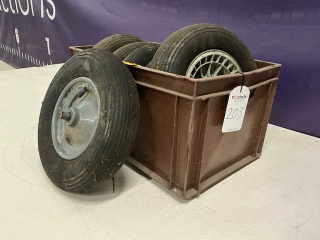 Kruiwagenwiel (6x) - afbeelding 1 van  3