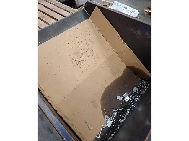 Kruizinga - heftruck kantel kiepbak - heftruck toebehoren - afbeelding 3 van  3