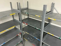 Kruizinga - metalen stelling - afbeelding 2 van  2
