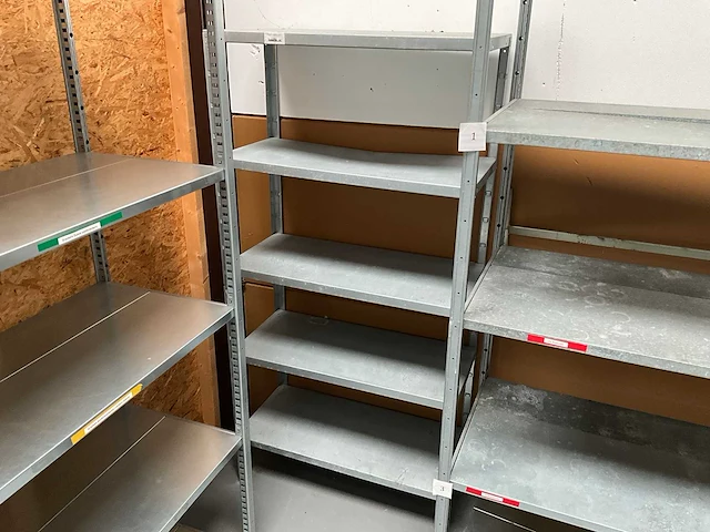 Kruizinga - metalen stelling - afbeelding 1 van  3