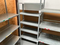 Kruizinga - metalen stelling