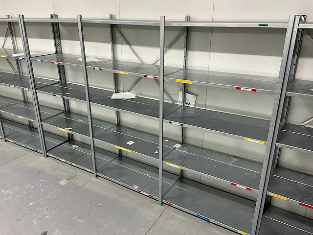 Kruizinga - metalen stelling - afbeelding 2 van  2