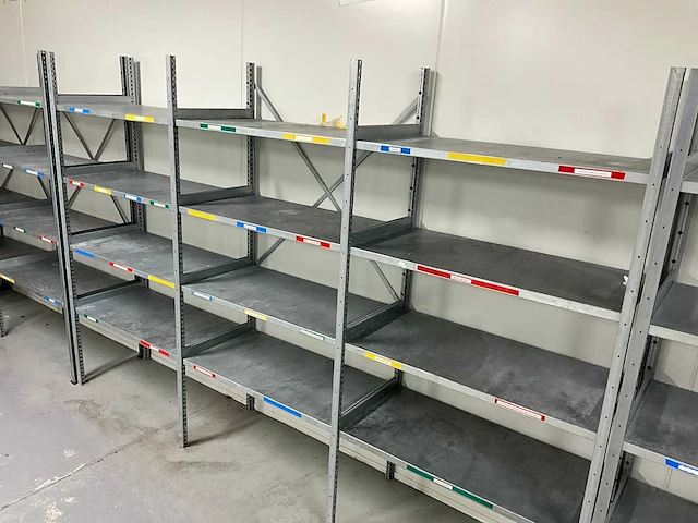 Kruizinga - metalen stelling - afbeelding 2 van  2