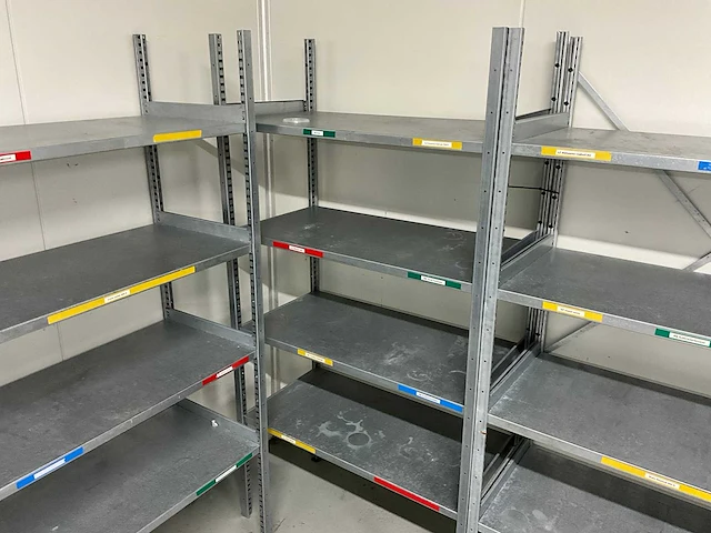 Kruizinga - metalen stelling - afbeelding 2 van  2