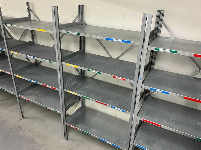 Kruizinga - metalen stelling - afbeelding 2 van  2