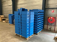 Kruizinga kunstof magazijnbak 50x30x20cm (150x) - afbeelding 2 van  3