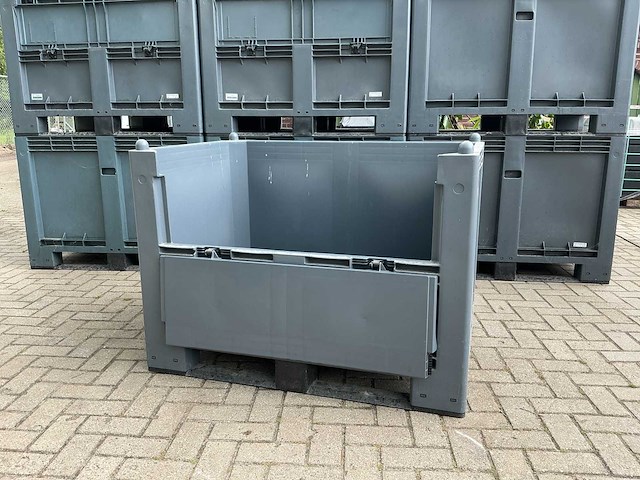 Kruizinga kunststof palletbox met klep (4x) - afbeelding 1 van  10