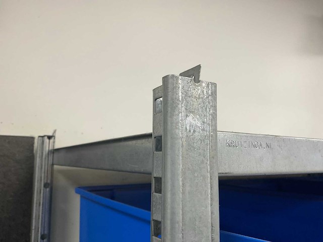 Kruizinga legbordstelling met magazijnbakken - afbeelding 2 van  10