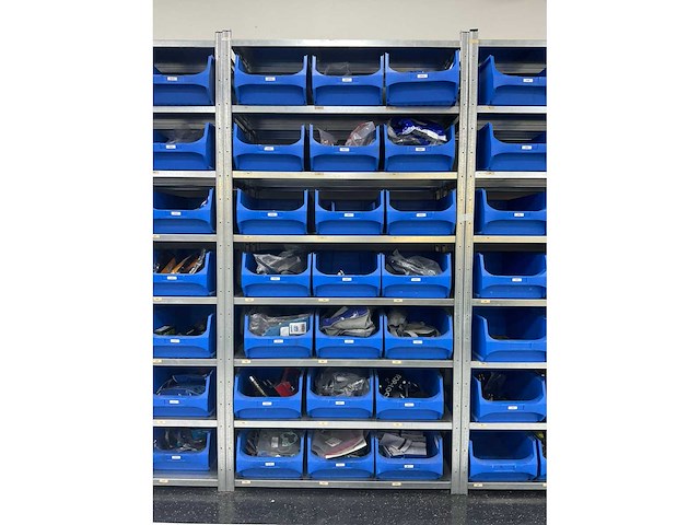 Kruizinga legbordstelling met magazijnbakken - afbeelding 4 van  10