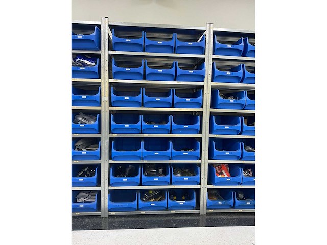 Kruizinga legbordstelling met magazijnbakken - afbeelding 3 van  10