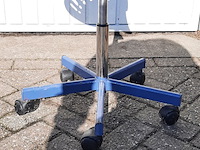 Kruk met panzitting - afbeelding 5 van  5