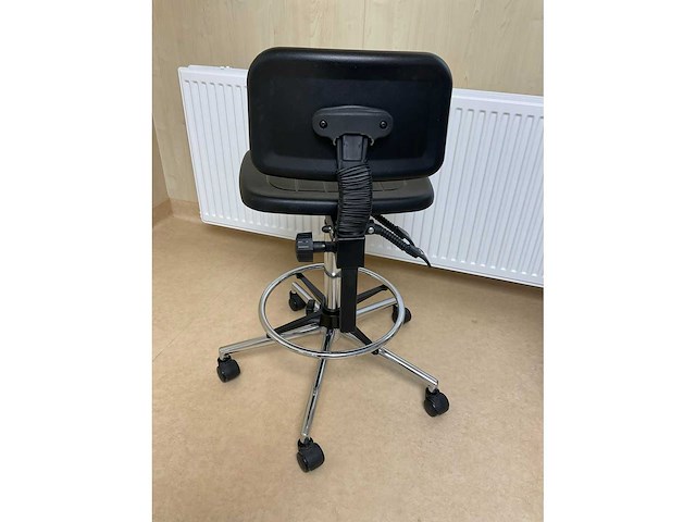 Kruk - afbeelding 3 van  4