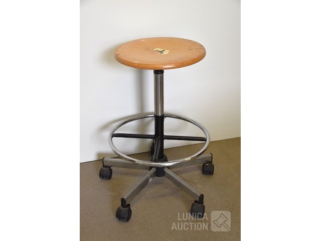 Kruk - afbeelding 1 van  3