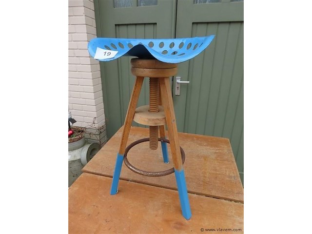 Krukje hout en metaal - afbeelding 1 van  3