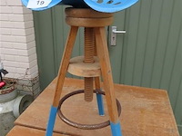 Krukje hout en metaal - afbeelding 1 van  3