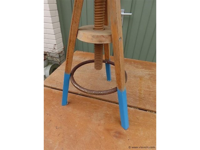 Krukje hout en metaal - afbeelding 2 van  3