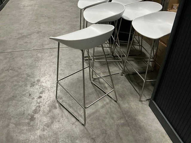Krukken zithoogte 65cm (6x) - afbeelding 3 van  3