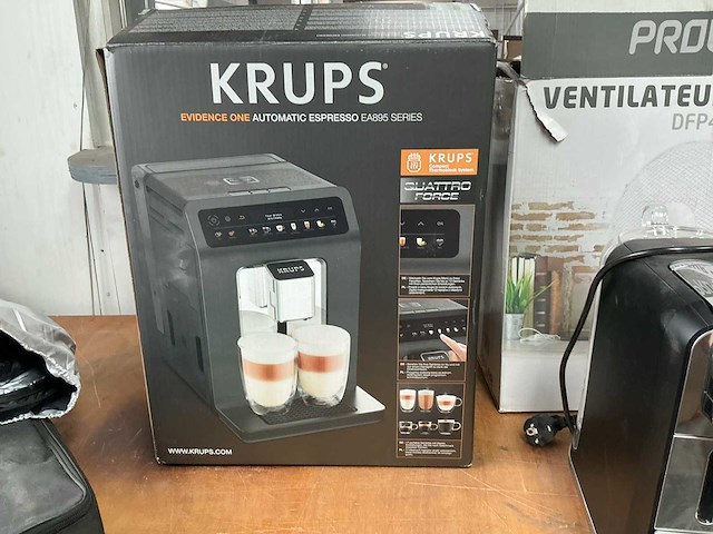 Krups ea895 koffie- & espressomachines - afbeelding 1 van  3