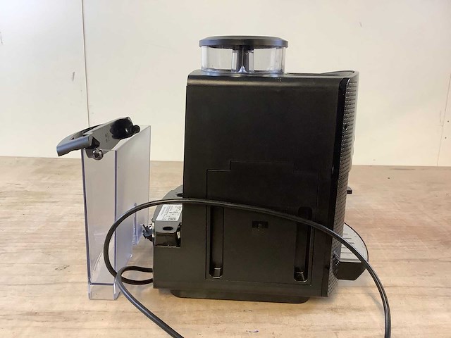 Krups essential automatic espresso ea8100 series koffie- & espressomachines - afbeelding 6 van  8
