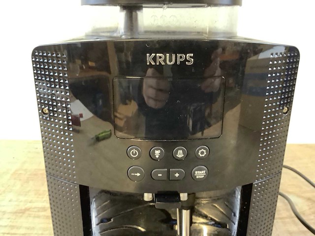 Krups essential ea8150 koffie- & espressomachines - afbeelding 3 van  8