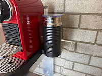 Krups nespresso citiz & milk capsule koffiemachine rood met aeroccino melkopschuimer - afbeelding 3 van  4