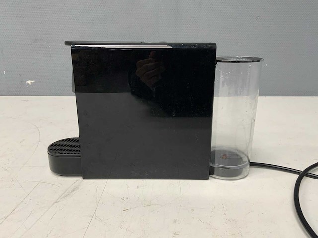 Krups nespresso essenza mini espressomachine - afbeelding 7 van  11