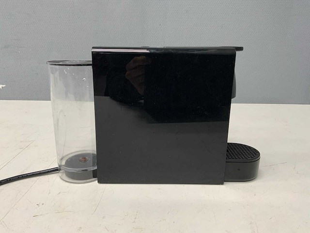 Krups nespresso essenza mini espressomachine - afbeelding 8 van  11