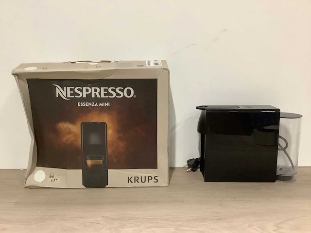 Krups nespresso koffiemachine (2x) - afbeelding 1 van  5