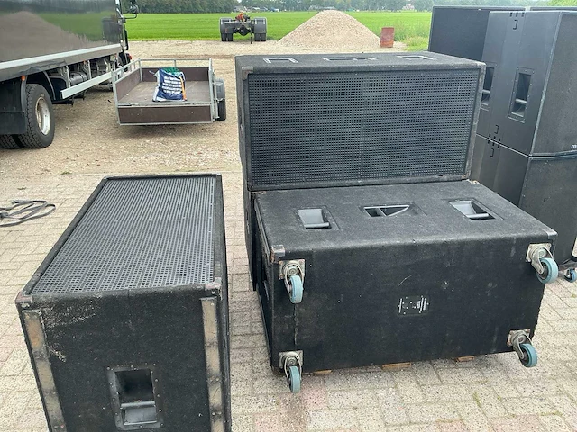 Ks audio cw218 subwoofer (2x) - afbeelding 1 van  3