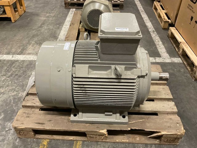 Ksb elektromotor - afbeelding 4 van  6