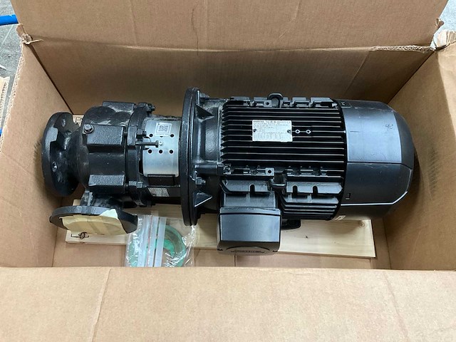 Ksb etabloc centrifugaalpomp - afbeelding 1 van  7