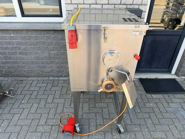 Kt - lm 32 - vleeswolf / gehaktmolen - afbeelding 3 van  6