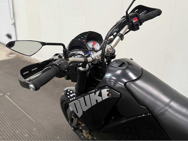 Ktm - duke 2 - tour - motorfiets - 2003 - afbeelding 3 van  13