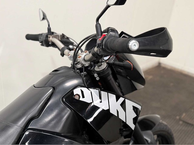Ktm - duke 2 - tour - motorfiets - 2003 - afbeelding 10 van  13