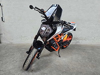 Ktm - tour - 390 duke abs - motorfiets 19mjpv - afbeelding 1 van  3