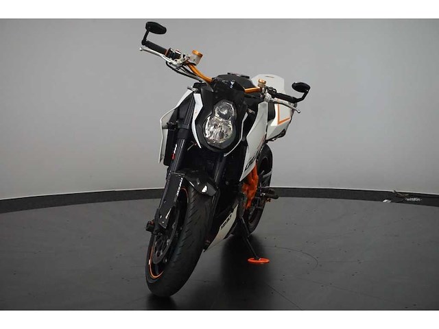 Ktm - tour - 990 superduke r - motorfiets - afbeelding 12 van  20