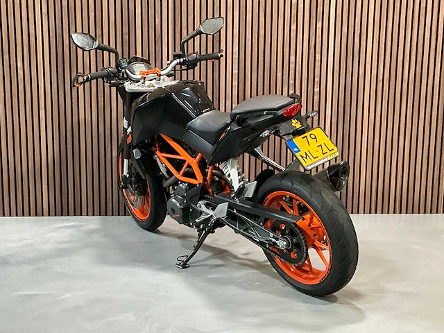 Ktm 390 duke abs motorfiets - afbeelding 13 van  16
